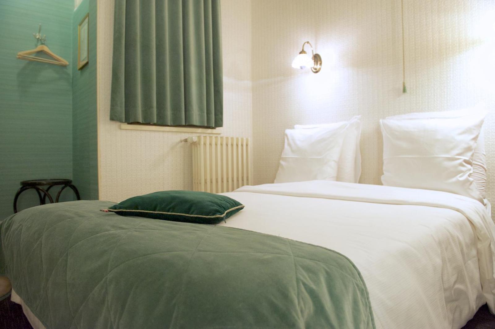 Latroupe Le Berger Hotel Saint-Gilles Værelse billede