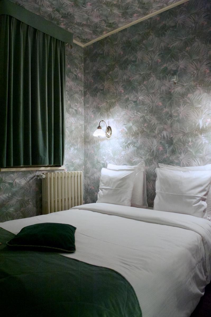 Latroupe Le Berger Hotel Saint-Gilles Eksteriør billede