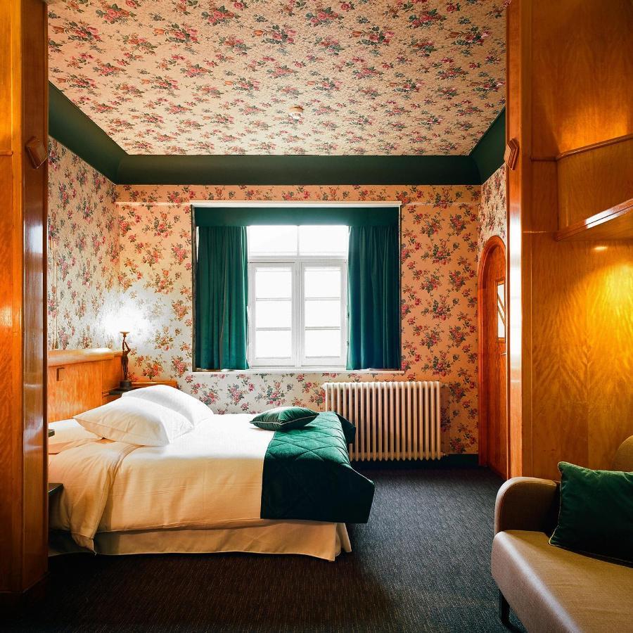 Latroupe Le Berger Hotel Saint-Gilles Eksteriør billede