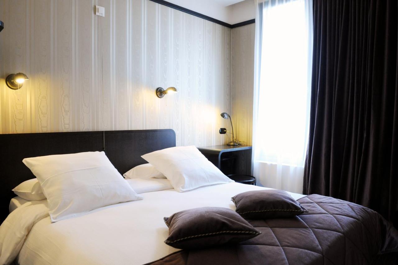 Latroupe Le Berger Hotel Saint-Gilles Eksteriør billede